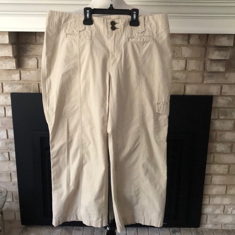 Eddie Bauer Tan Capris Athleisure Pants size 12